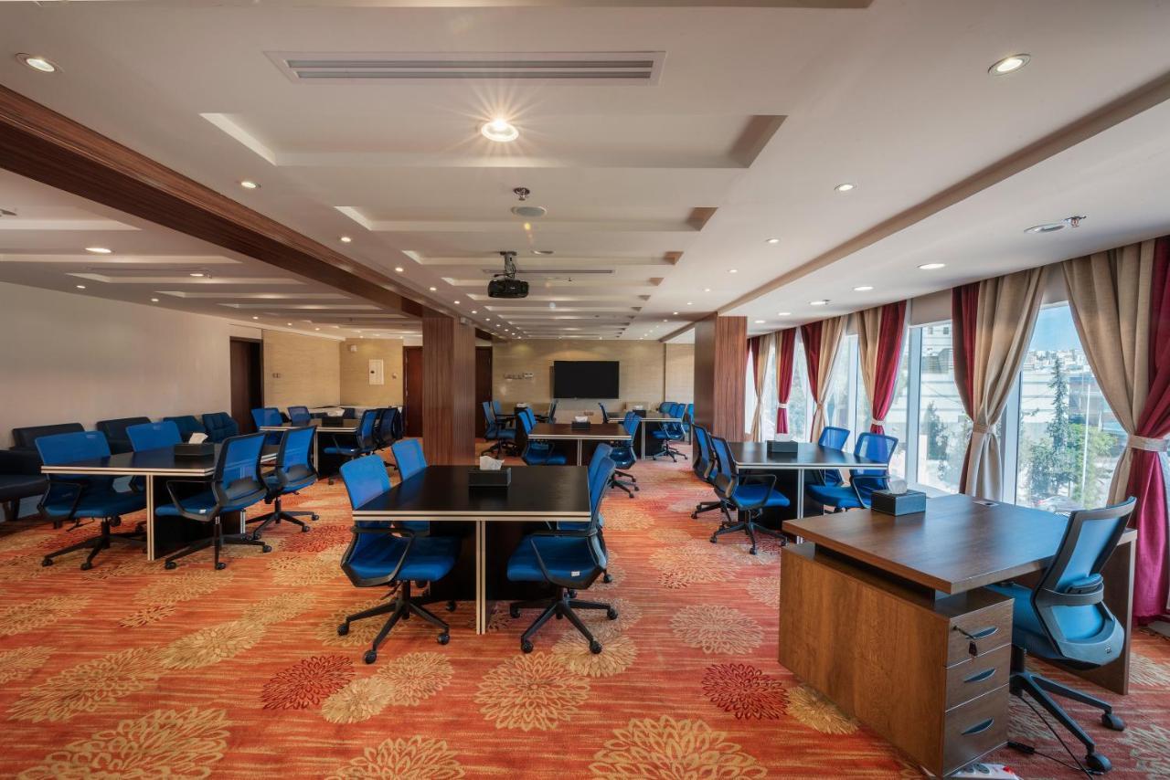 Blue Inn Boutique Abha Dış mekan fotoğraf Meeting room