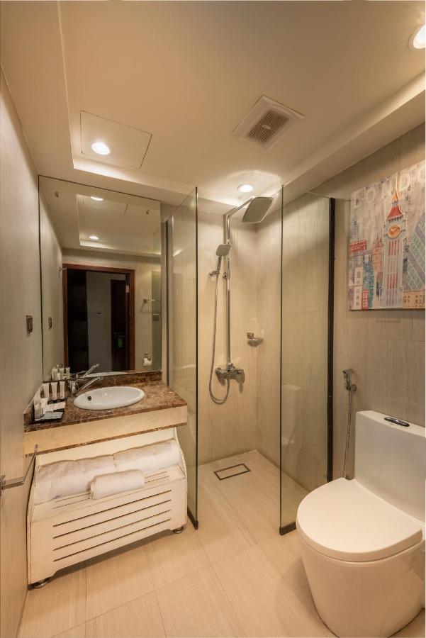 Blue Inn Boutique Abha Dış mekan fotoğraf A shower cubicle